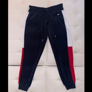 NEW Tommy Hilfiger Sweatpants !! perfect condition